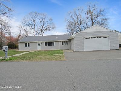 Photo of 202 Cedar Drive, Lanoka Harbor NJ