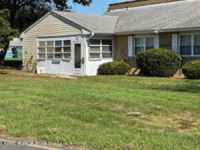 Photo of 26 River Edge Drive 45, Brick NJ