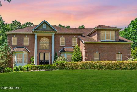 Photo of 312 Clearstream Road