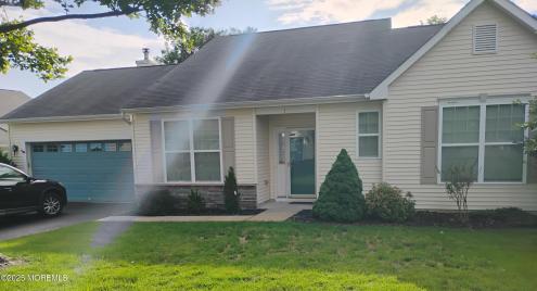 Photo of 1 Tara Court, Whiting NJ