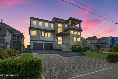 Photo of 1262 Jennifer Lane