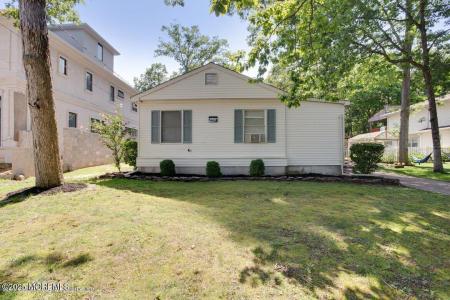 Photo of 138 Shady Lane Drive, Lakewood NJ