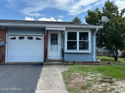 Photo of 10 Lafayette Drive B, Whiting NJ