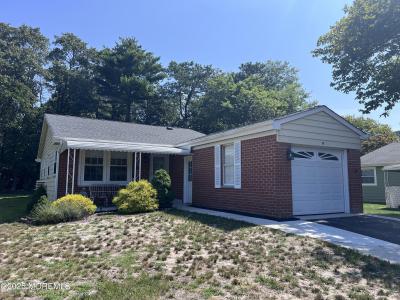 Photo of 56 Constitution Boulevard