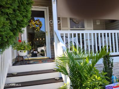 Photo of 610 Walden Way