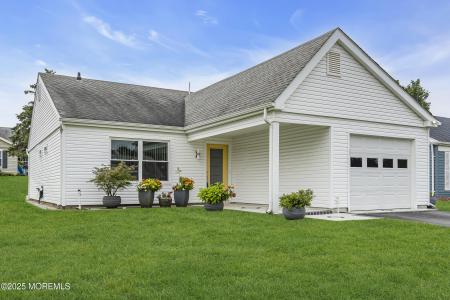 Photo of 83 Buckingham Drive, Manchester NJ