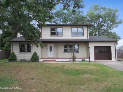 Photo of 174 Glenmore Street, Brick NJ