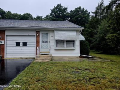 Photo of 12 B. Potomac Lane