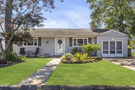 Photo of 635 Oakwood Drive, Forked River NJ