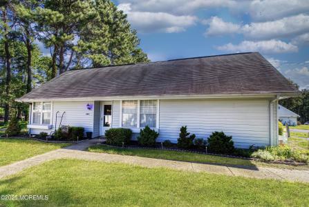 Photo of 440 Dartmoor Way I, Manchester NJ