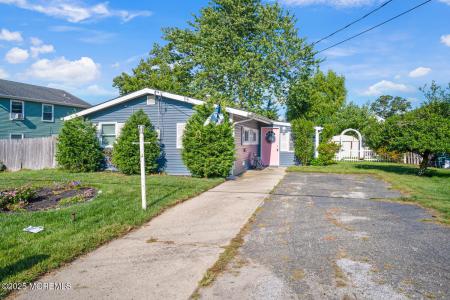 Photo of 532 Kadlubeck Way, Little Egg Harbor NJ