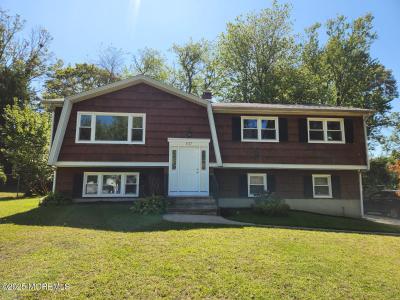 Photo of 837 Raleigh Drive, Toms River NJ