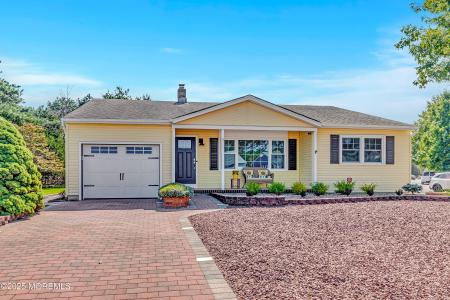 Photo of 5 Killington Road, Toms River NJ