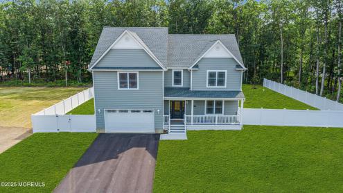 Photo of 871 Woodbury Drive