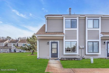 Photo of 802 Sandra Place, Brick NJ