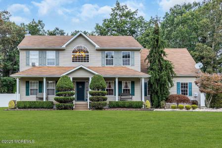 Photo of 10 Susie Lane, Jackson NJ