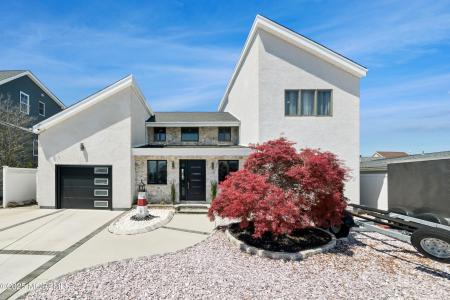 Photo of 385 Aldo Drive