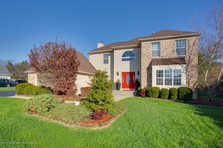 Photo of 4 Wendy Court, Jackson NJ