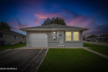 Photo of 25 Saint Martin Place, Toms River NJ