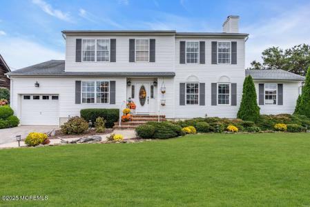 Photo of 3 Harbor View Lane, Toms River NJ