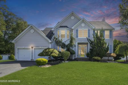Photo of 7 Kensington Court, Jackson NJ