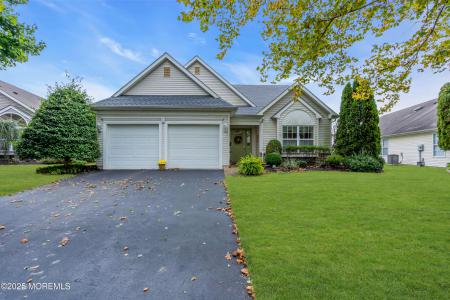 Photo of 3 Round Valley Lane, Lakewood NJ