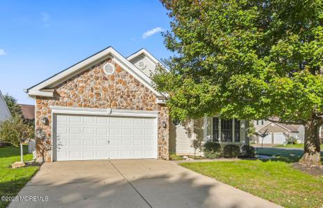 Photo of 1 Saint Andrews Road, Jackson NJ