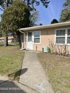 Photo of 653F Plymouth Drive, Lakewood NJ