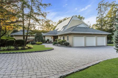 Photo of 528 Eagle Point Drive, Toms River NJ