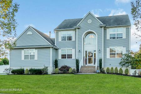 Photo of 1668 Kalvel Court, Toms River NJ