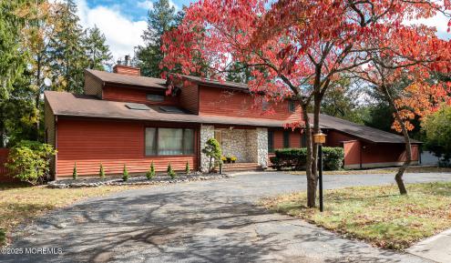 Photo of 44 Shady Nook Drive