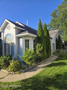 Photo of 1598 Alpen Lane, Toms River NJ