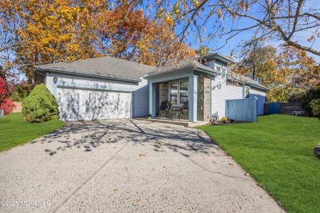 Photo of 12 Thatcher Court