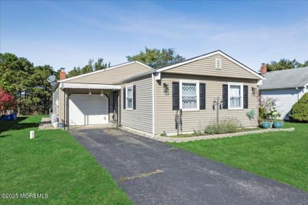 Photo of 57 Selkirk Avenue, Toms River NJ