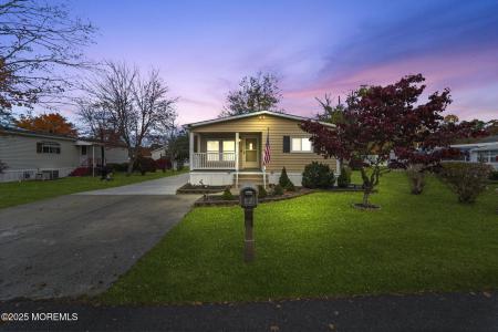 Photo of 7 Longview Trail, Cream Ridge NJ