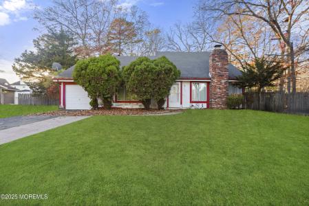 Photo of 1226 Hermosa Drive, Lakewood NJ