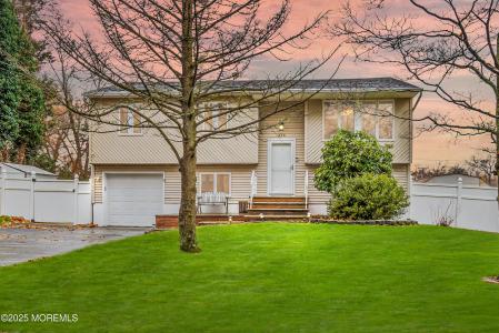 Photo of 620 Hillside Drive, Toms River NJ