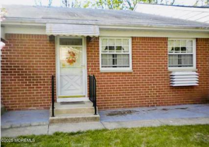 Photo of 9 Hamilton Lane C, Whiting NJ