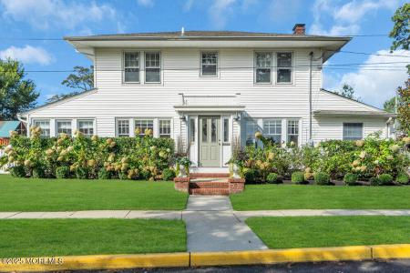 Photo of 800 Grove Street