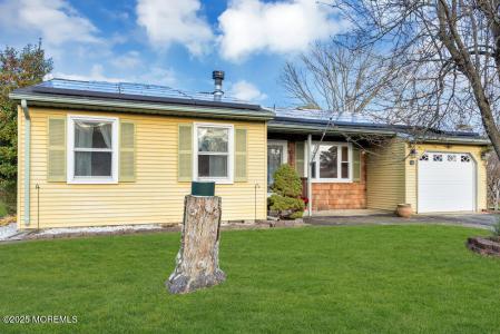 Photo of 9 Apple Lane