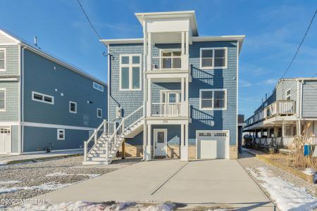 Photo of 370 Kingfisher Road