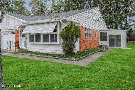 Photo of 988 B Constitution Boulevard