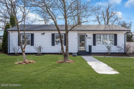 Photo of 1732 Fifth Avenue