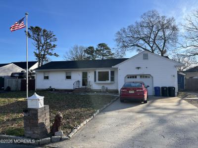 Photo of 309 Lawrence Drive