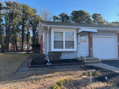 Photo of 40 Hudson Parkway A, Whiting NJ