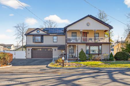 Photo of 215 Fischer Boulevard