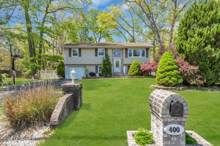 Photo of 400 Diamond Road