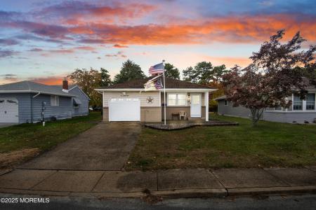 Photo of 438 Jamaica Boulevard