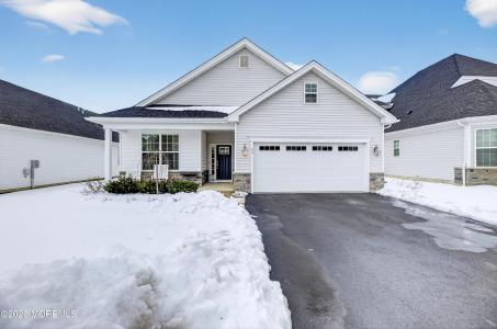 Photo of 35 Saratoga Road