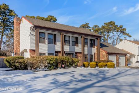 Photo of 400 Killarney Drive